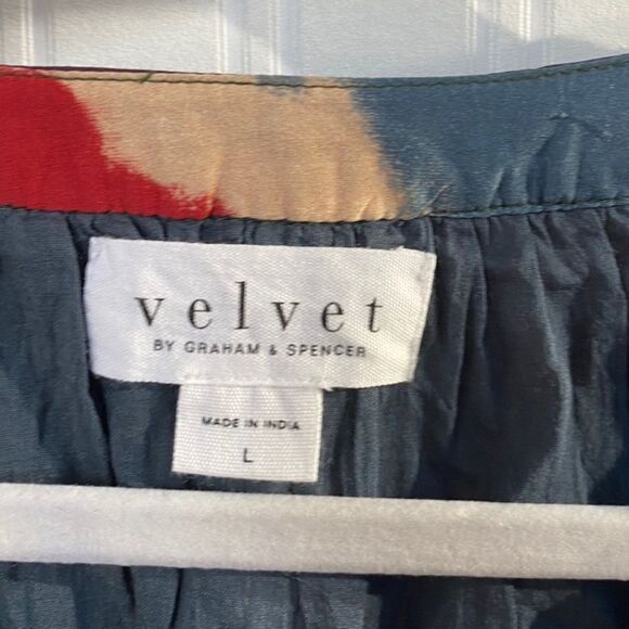 Velvet by Graham & Spencer Lizette Top in Chai Size L - Picture 5 of 11